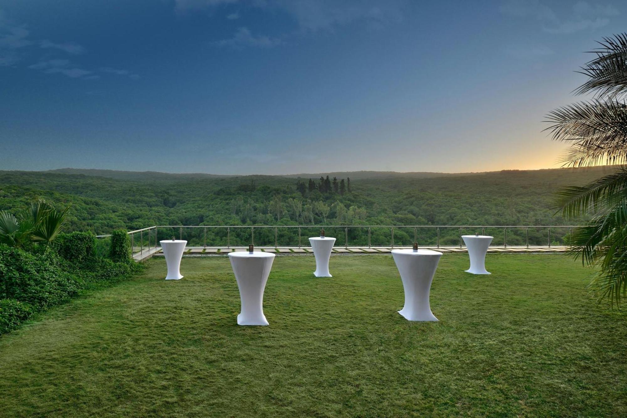 Courtyard By Marriott Mahabaleshwar Hotel Exterior foto