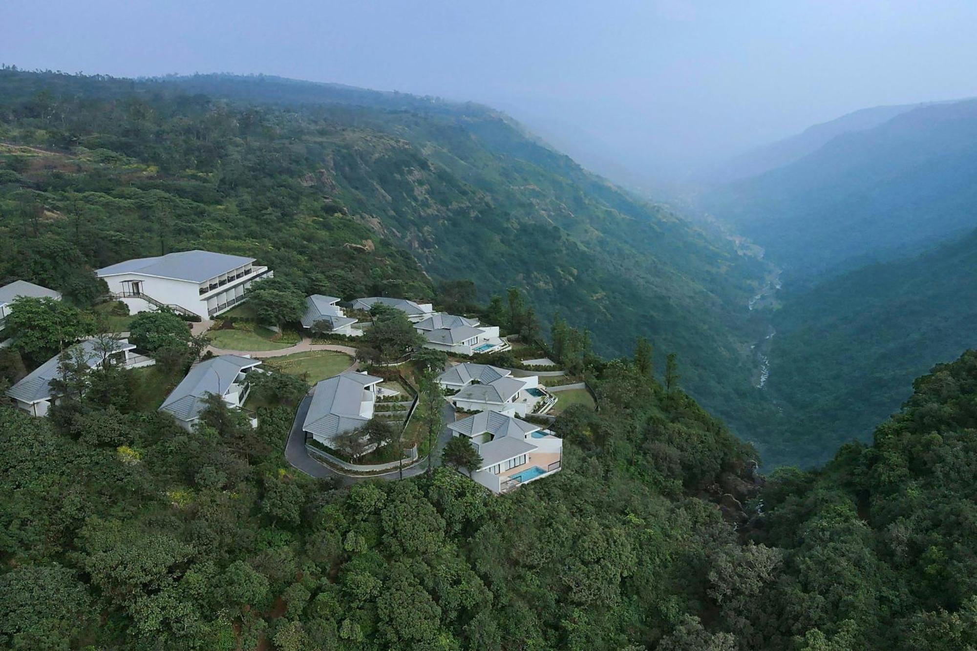 Courtyard By Marriott Mahabaleshwar Hotel Exterior foto